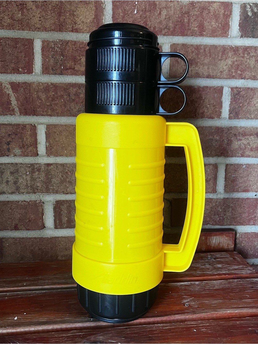 Vintage Aladdin Double Cup Thermos Bottle Black & Yellow